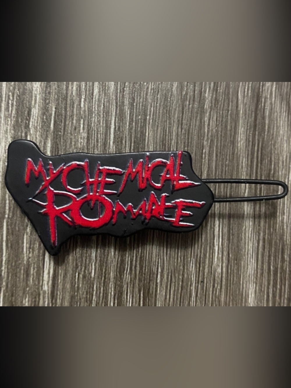 (FREE WITH BUNDLE) My Chemical Romance Early 2000s Black and Red Hair Clip